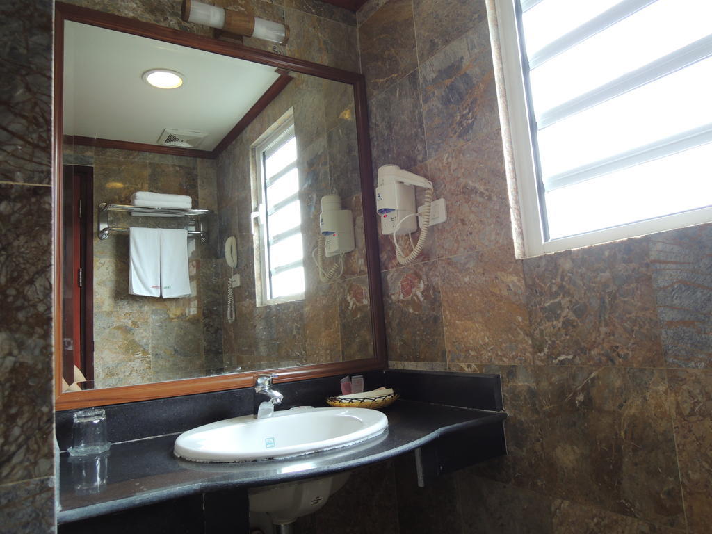Satel Hotel Hanoi Rum bild